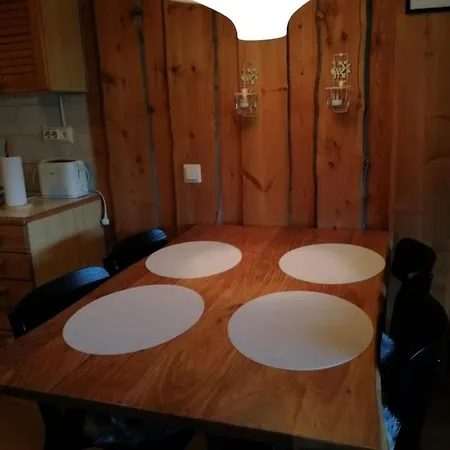 Chill Cave - Logwood *