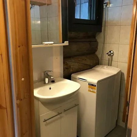 Chill Cave - Logwood