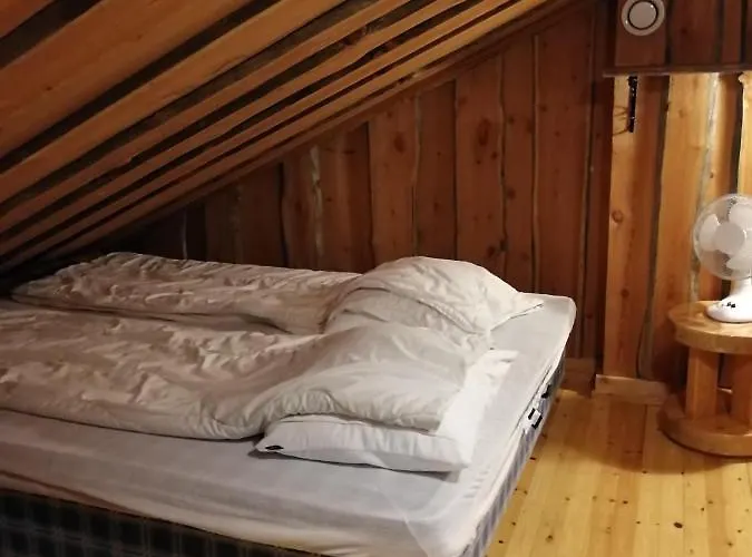 Chill Cave - Logwood בית נופש רוקה