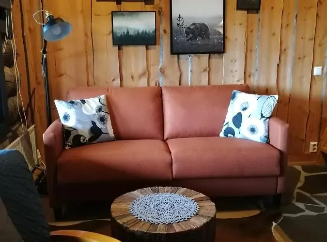 Chill Cave - Logwood * רוקה