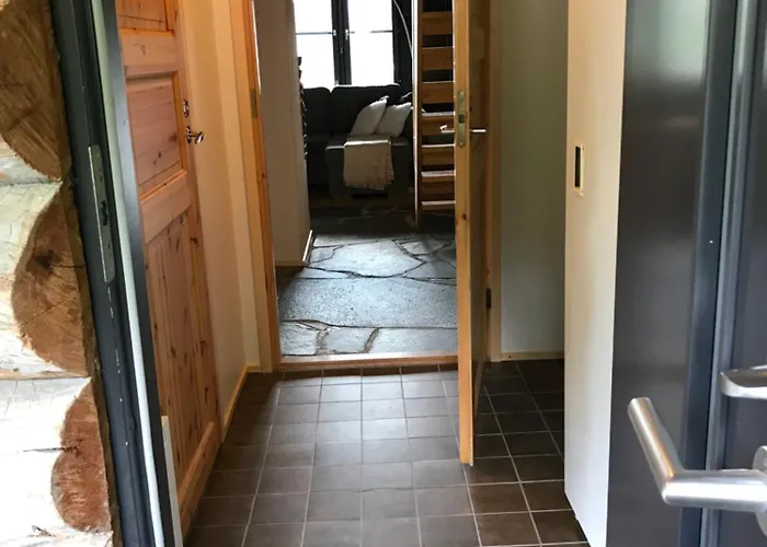 Chill Cave - Logwood בית נופש רוקה